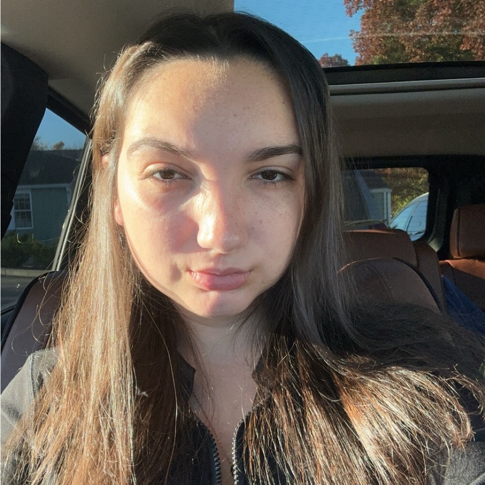 Meet your Posher, Caitlynn